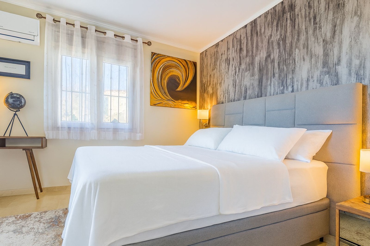 4 Bed, 3 Bath, HouseFor Sale, Mijas, Malaga