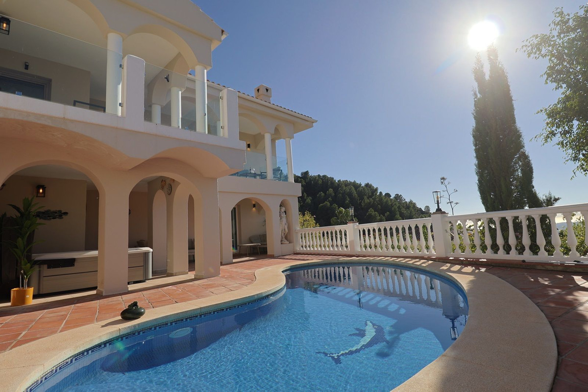 4 Bed, 3 Bath, HouseFor Sale, Mijas, Malaga