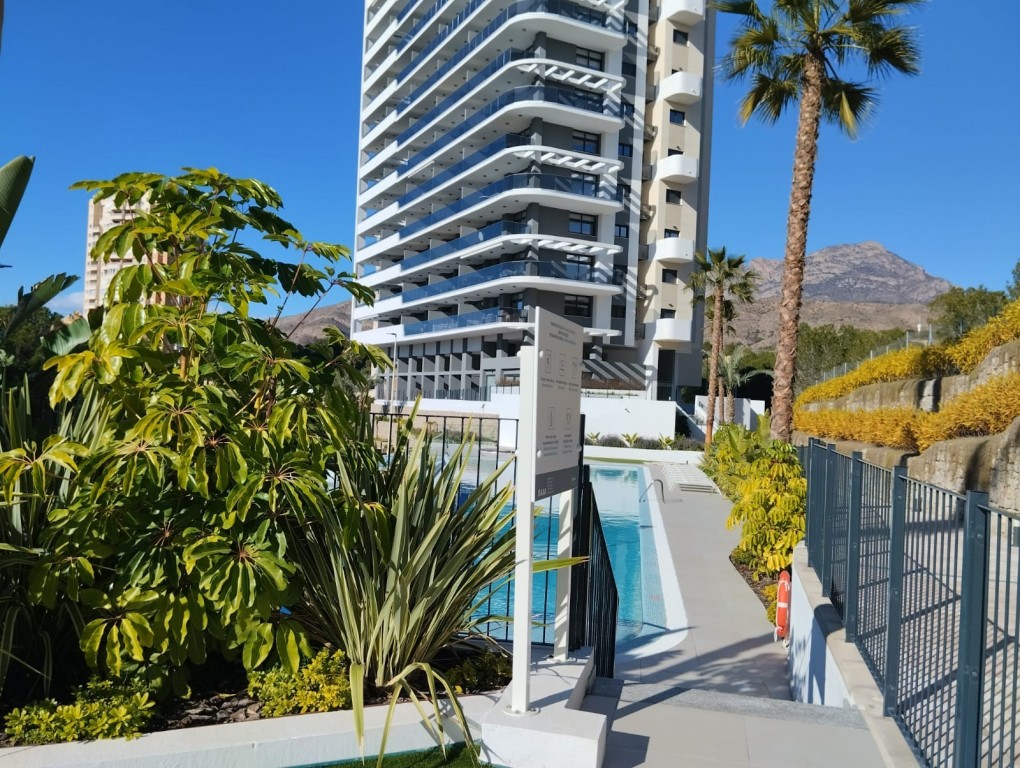 3 Bed, 2 Bath, ApartmentFor Sale, Playa de Poniente, Alicante
