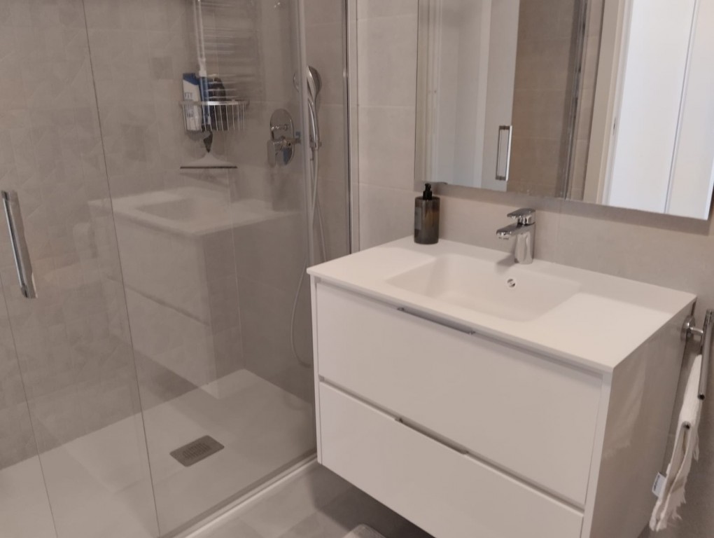 3 Bed, 2 Bath, ApartmentFor Sale, Playa de Poniente, Alicante