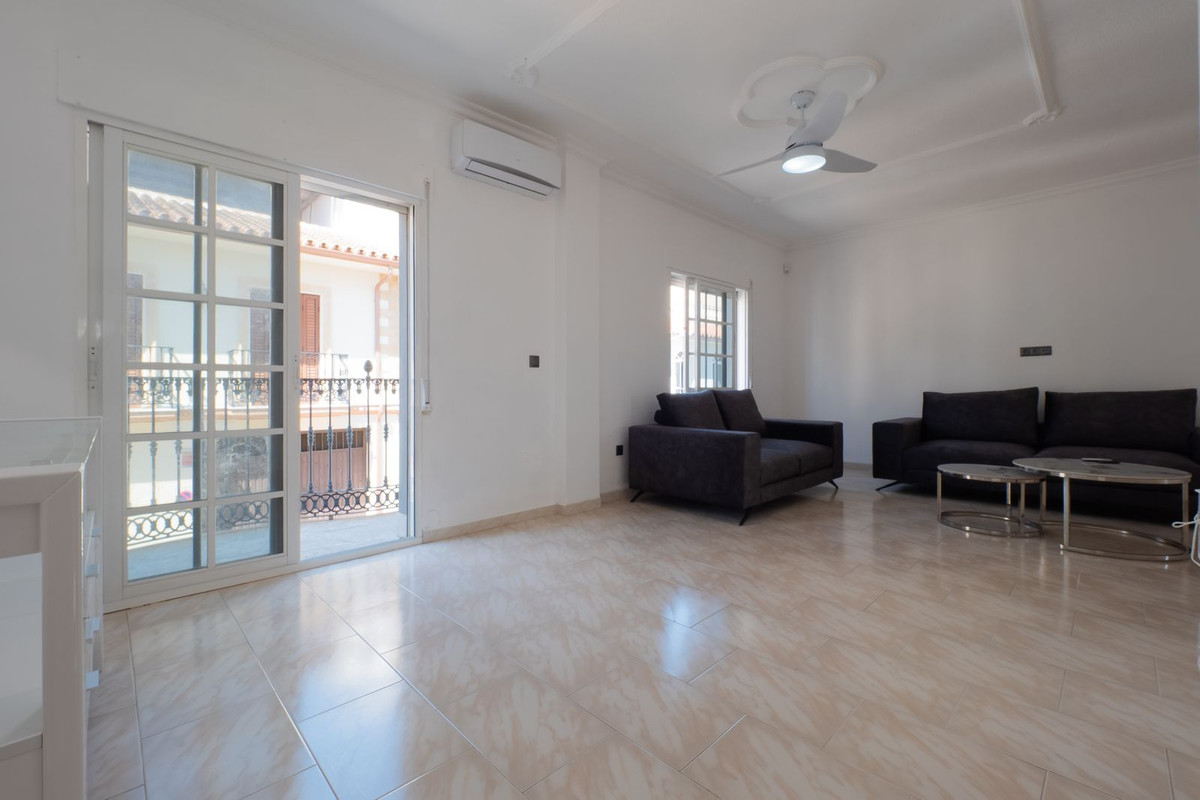 Alhaurin el Grande, Malaga, 6 Bedrooms Bedrooms, ,3 BathroomsBathrooms,For Sale,R4831489