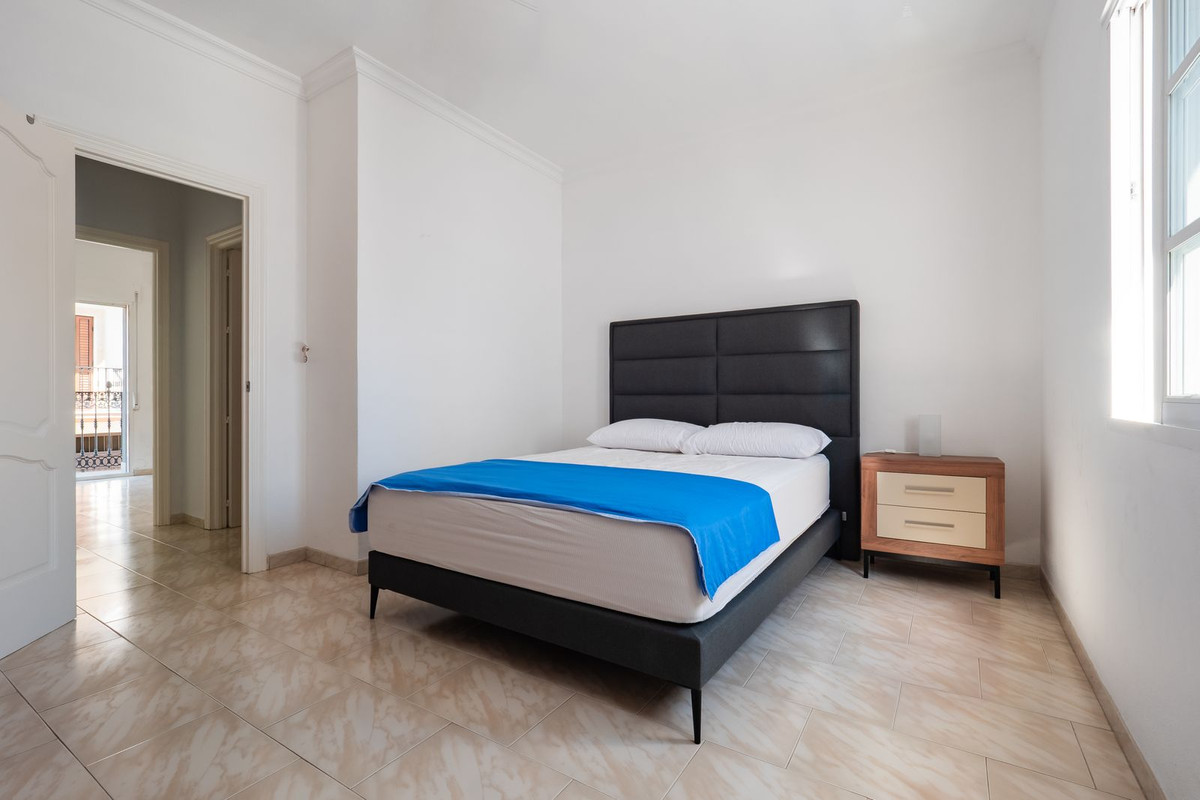 Alhaurin el Grande, Malaga, 6 Bedrooms Bedrooms, ,3 BathroomsBathrooms,For Sale,R4831489