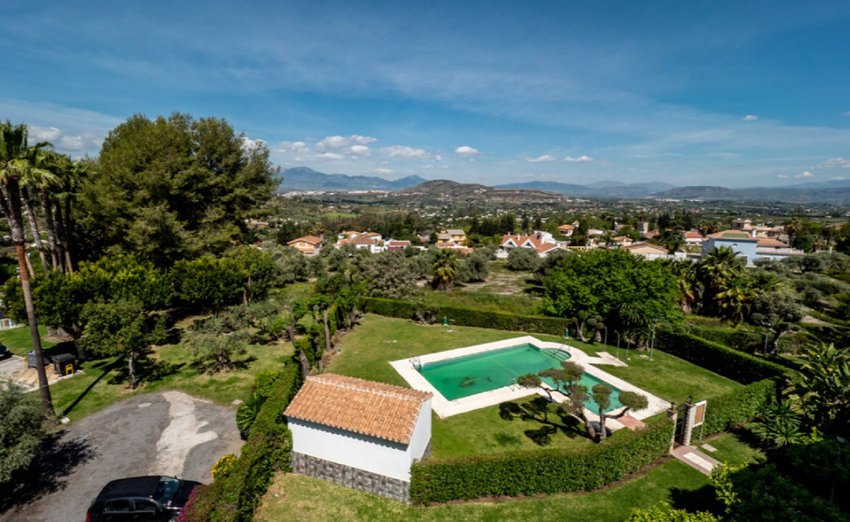 Alhaurin el Grande, Malaga, 3 Bedrooms Bedrooms, ,2 BathroomsBathrooms,For Sale,R4890976