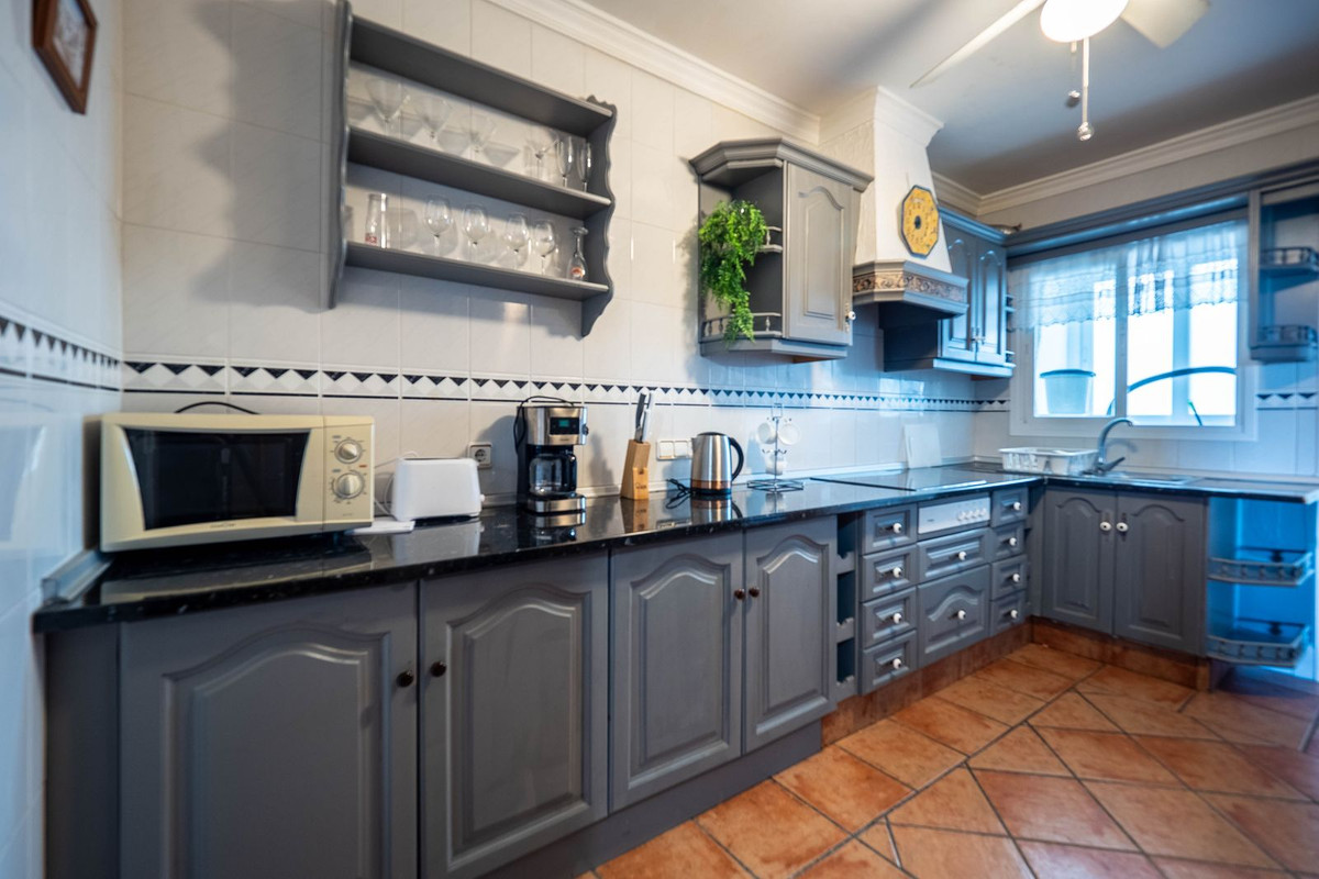 Alhaurin el Grande, Malaga, 3 Bedrooms Bedrooms, ,2 BathroomsBathrooms,For Sale,R4890976