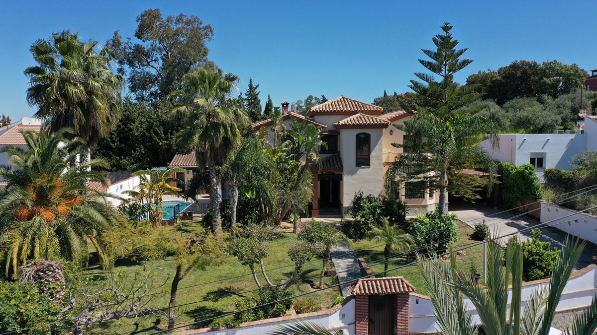 Alhaurin el Grande, Malaga, 4 Bedrooms Bedrooms, ,2 BathroomsBathrooms,For Sale,R5021104