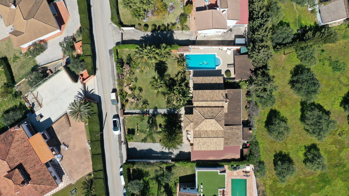 Alhaurin el Grande, Malaga, 4 Bedrooms Bedrooms, ,2 BathroomsBathrooms,For Sale,R5021104