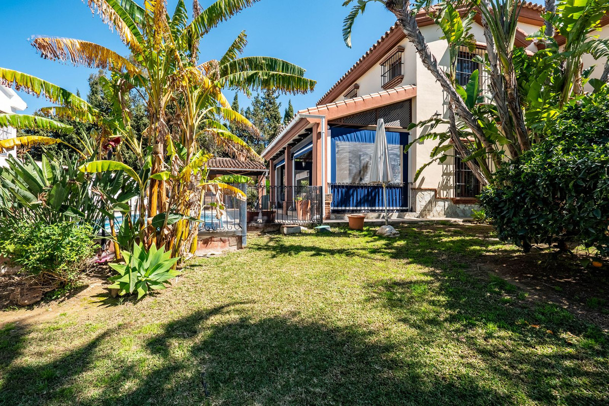 Alhaurin el Grande, Malaga, 4 Bedrooms Bedrooms, ,2 BathroomsBathrooms,For Sale,R5021104