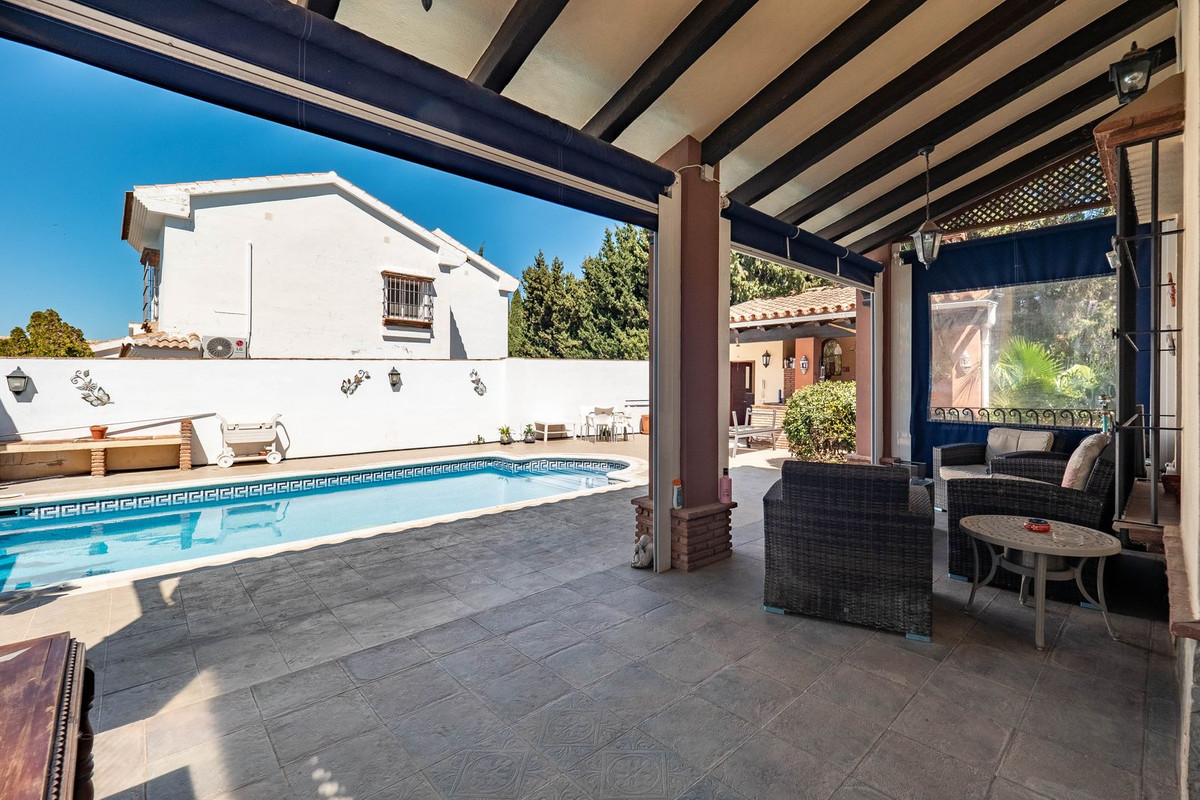 Alhaurin el Grande, Malaga, 4 Bedrooms Bedrooms, ,2 BathroomsBathrooms,For Sale,R5021104