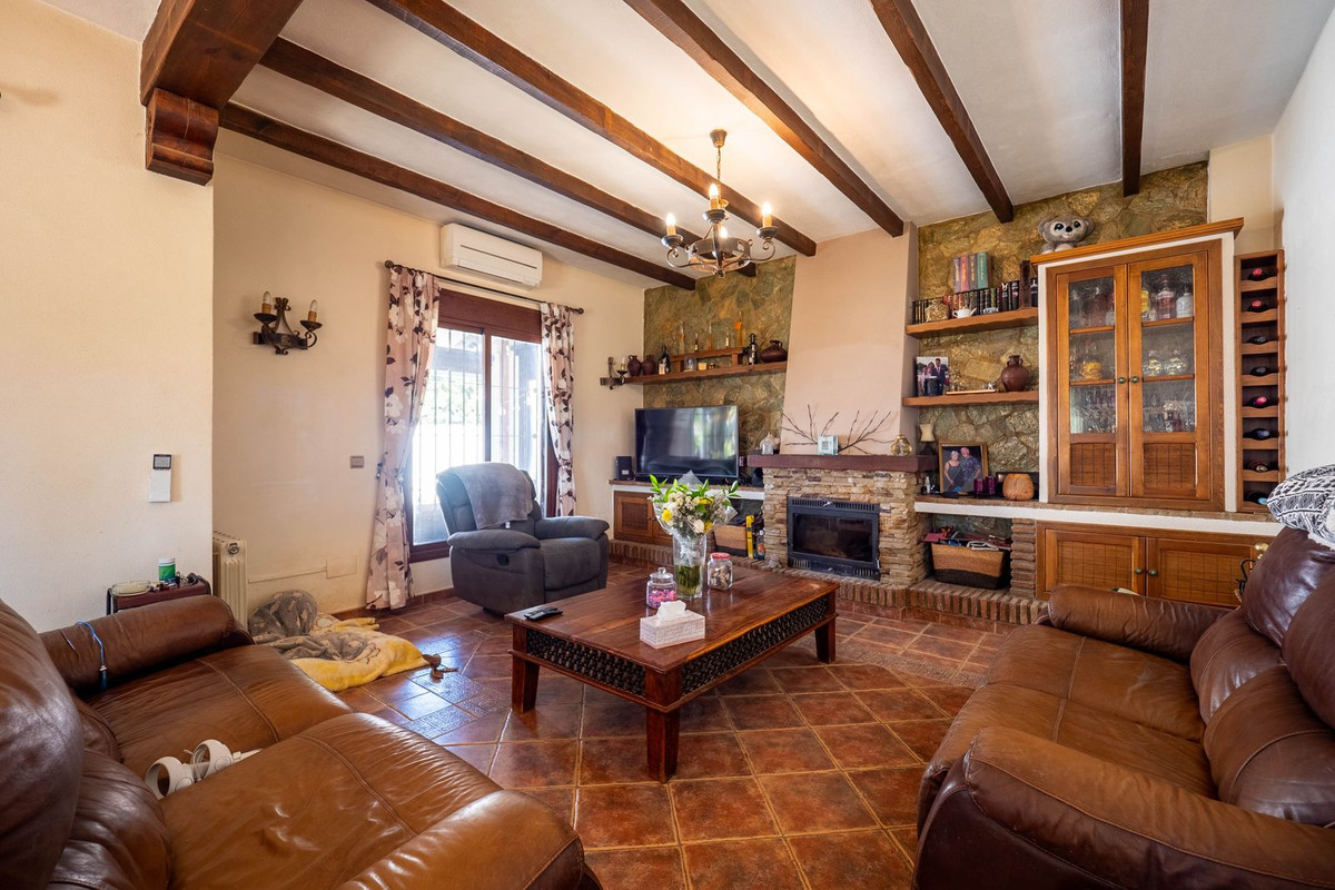 Alhaurin el Grande, Malaga, 4 Bedrooms Bedrooms, ,2 BathroomsBathrooms,For Sale,R5021104