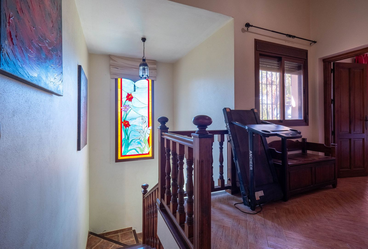 Alhaurin el Grande, Malaga, 4 Bedrooms Bedrooms, ,2 BathroomsBathrooms,For Sale,R5021104