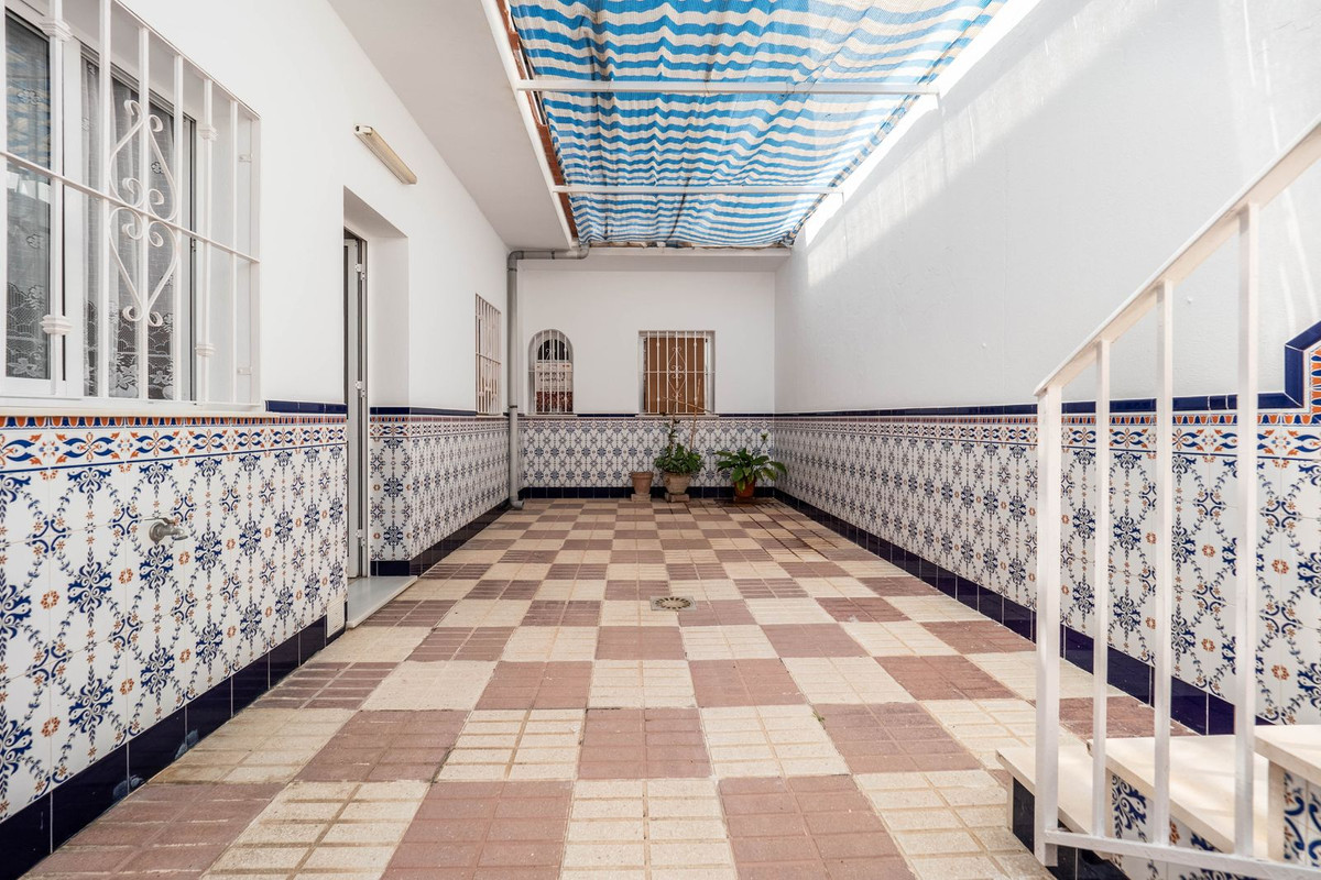 Alhaurin el Grande, Malaga, 2 Bedrooms Bedrooms, ,1 BathroomBathrooms,For Sale,R5021395