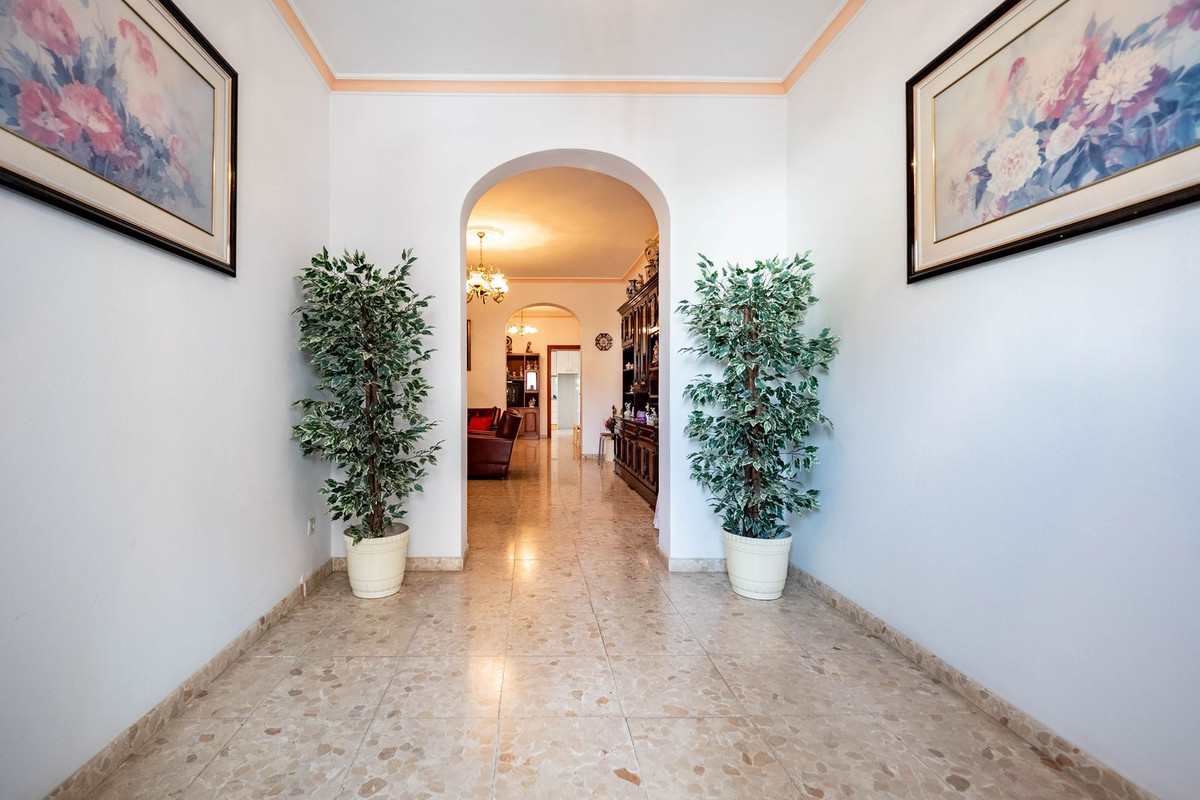 Alhaurin el Grande, Malaga, 2 Bedrooms Bedrooms, ,1 BathroomBathrooms,For Sale,R5021395