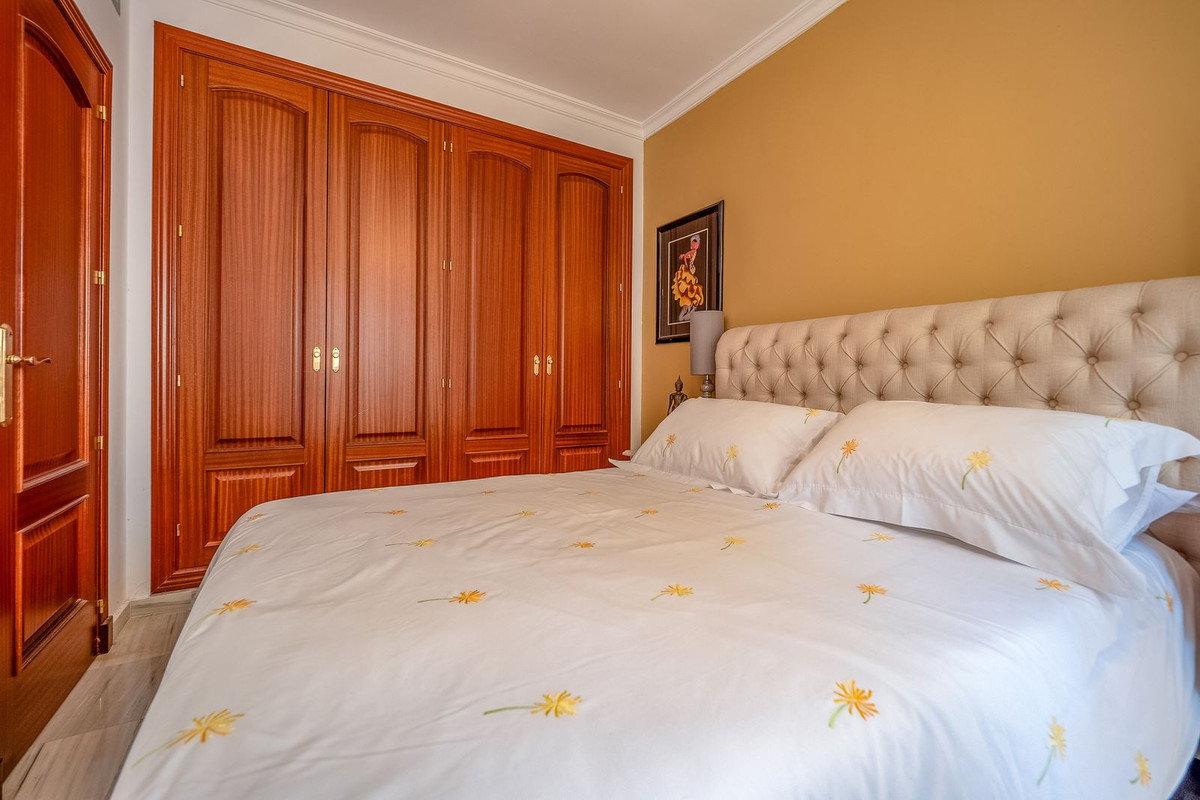 Alhaurin Golf, Malaga, 3 Bedrooms Bedrooms, ,2 BathroomsBathrooms,For Sale,R5112271