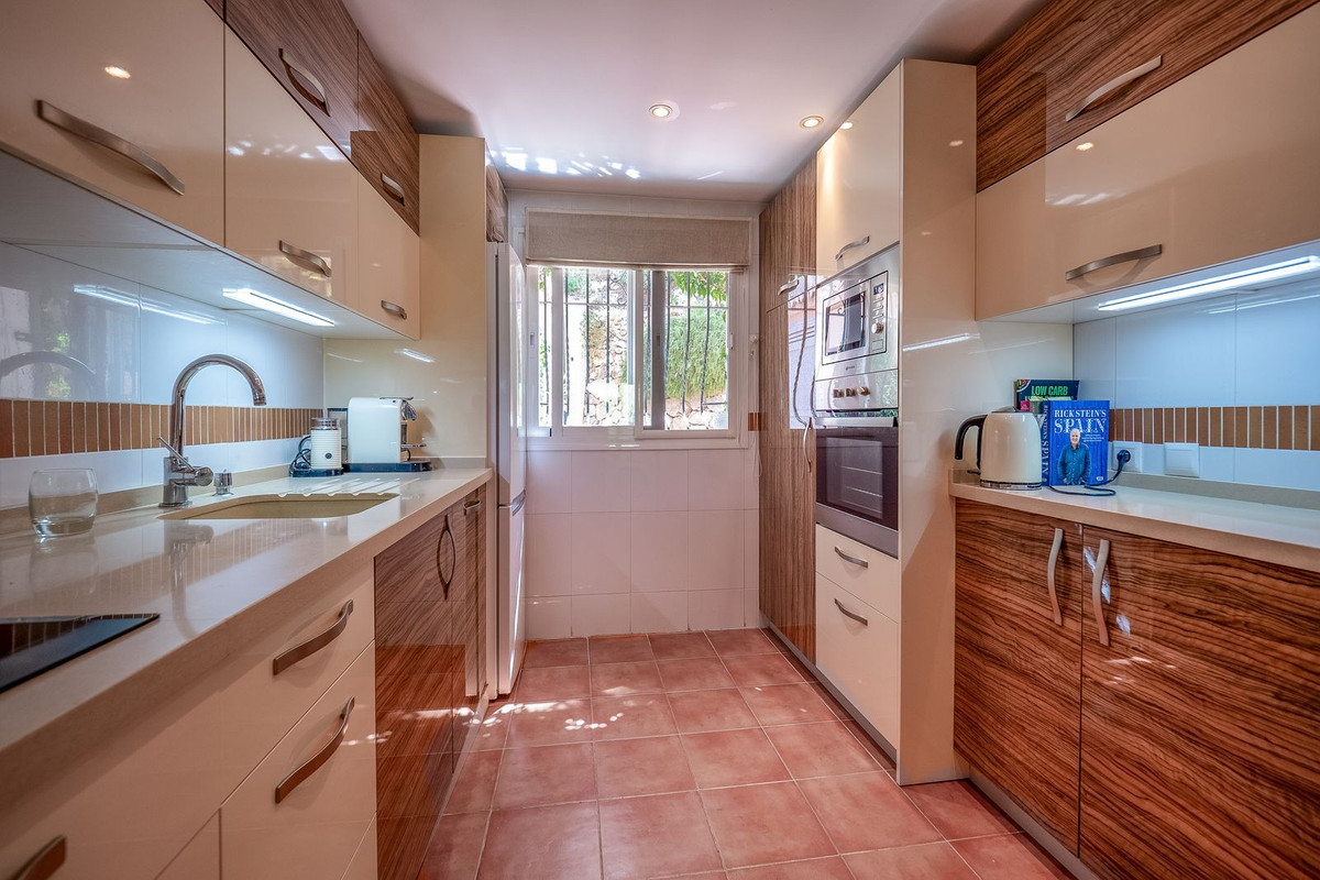 Alhaurin Golf, Malaga, 3 Bedrooms Bedrooms, ,2 BathroomsBathrooms,For Sale,R5112271