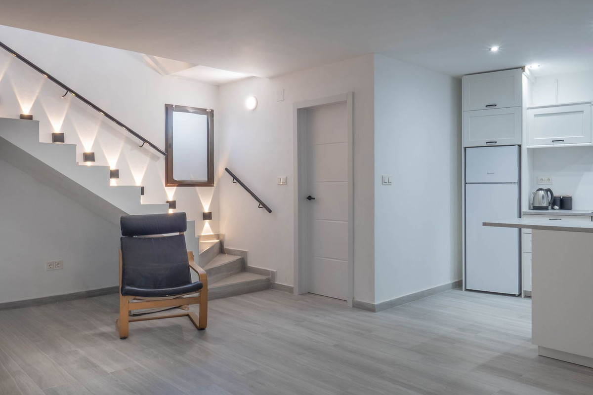 Alhaurin el Grande, Malaga, 3 Bedrooms Bedrooms, ,1 BathroomBathrooms,For Sale,R5235502