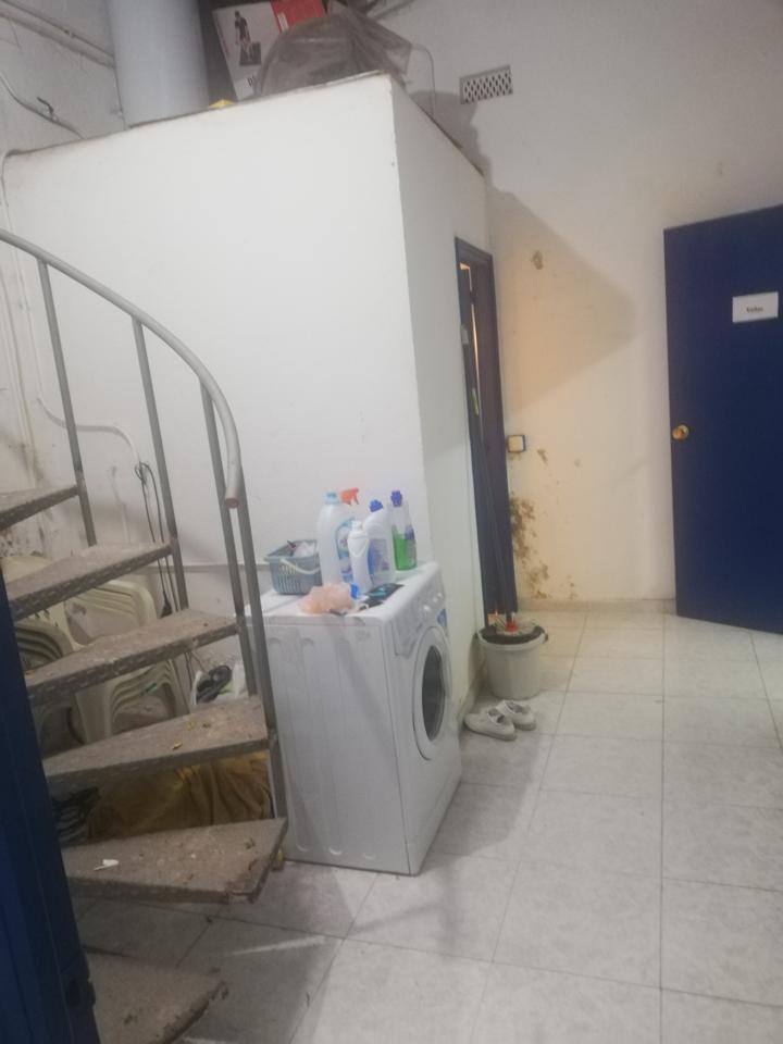 2 Bed, 1 Bath, HouseFor Sale, Figueres, Girona, 17600