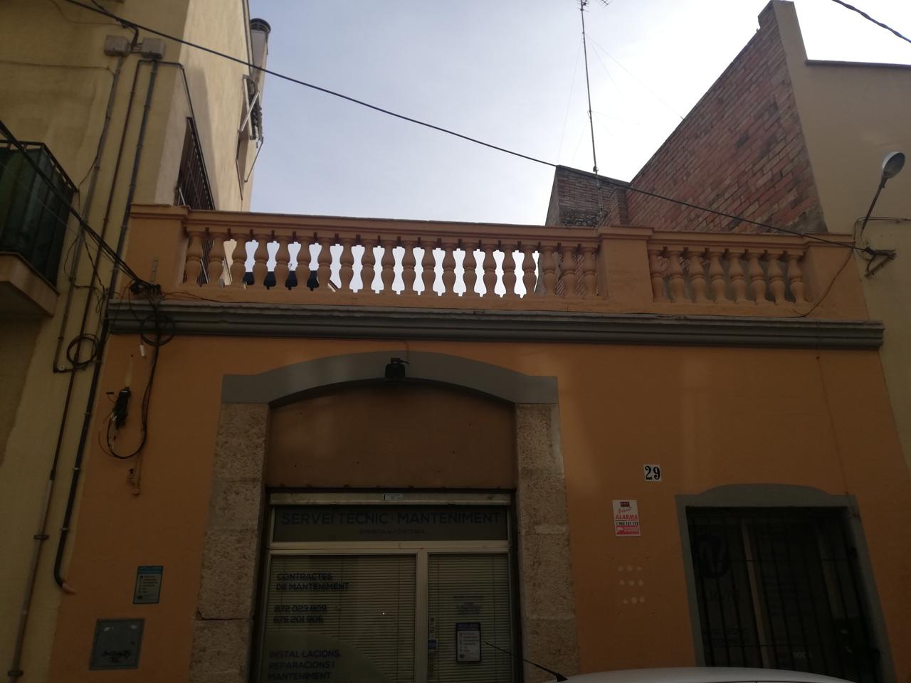 2 Bed, 1 Bath, HouseFor Sale, Figueres, Girona, 17600