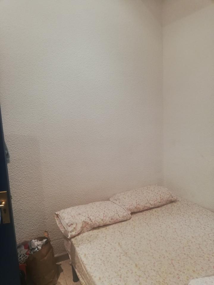 2 Bed, 1 Bath, HouseFor Sale, Figueres, Girona, 17600