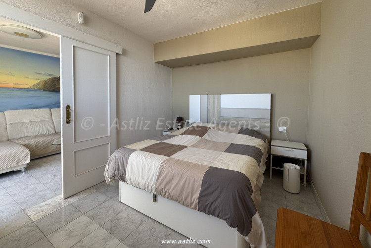 1 Bed, 1 Bath, ApartmentFor Sale, Edificio Eva, Acantilado De Los Gigantes