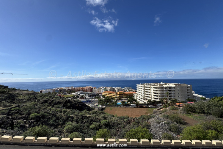 1 Bed, 1 Bath, ApartmentFor Sale, Edificio Eva, Acantilado De Los Gigantes
