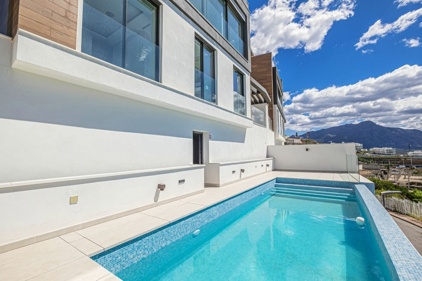 3 Bed, 4 Bath, HouseFor Sale, Marbella, Malaga