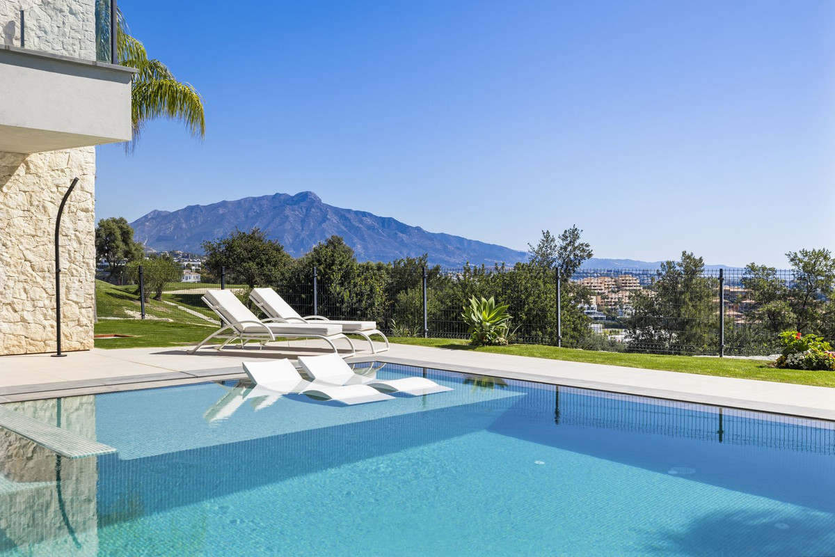 5 Bed, 5 Bath, HouseFor Sale, Benahavis, Malaga