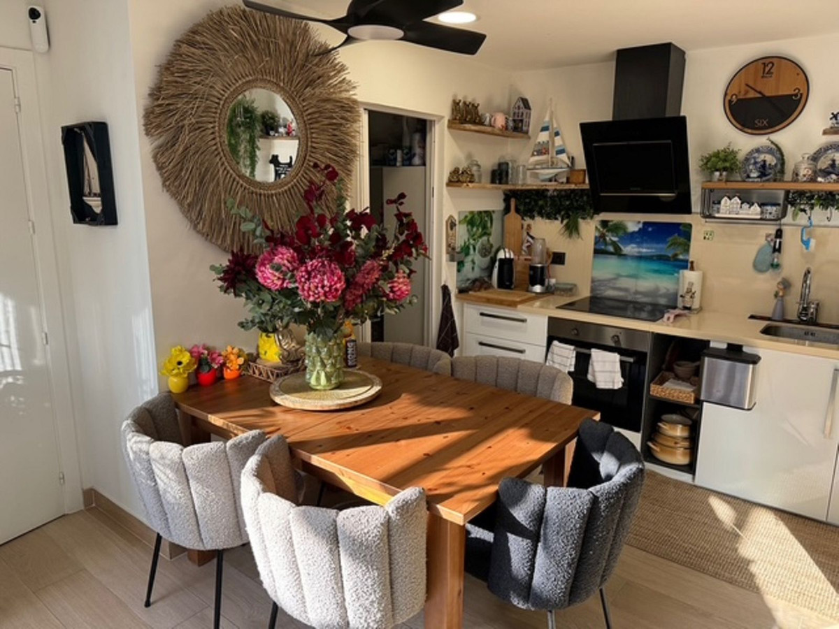 3 Bed, 3 Bath, HouseFor Sale, Estepona, Malaga