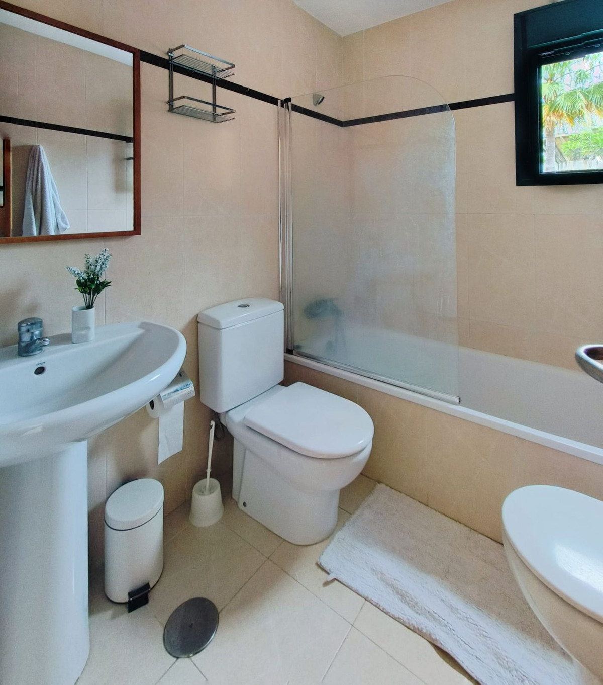 2 Bed, 2 Bath, ApartmentFor Sale, Marbesa, Malaga