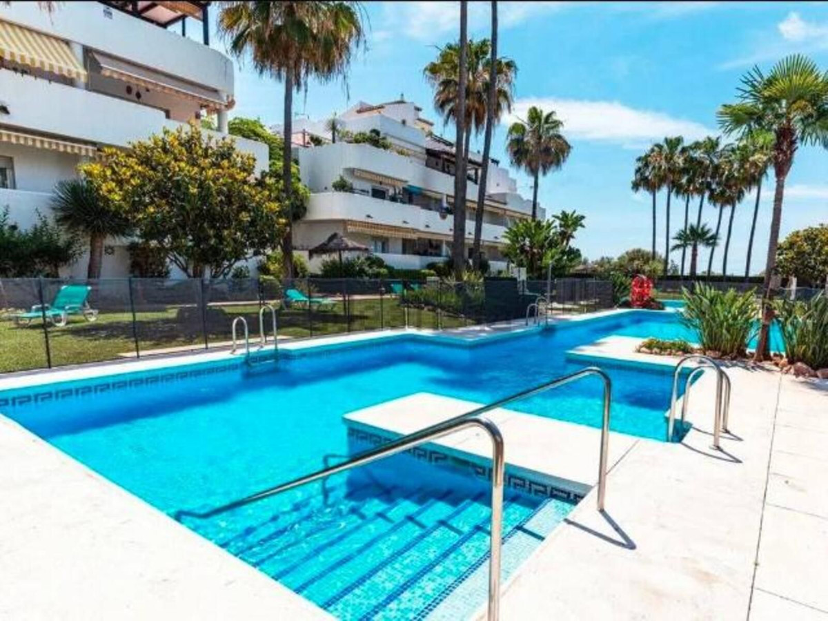 2 Bed, 1 Bath, ApartmentFor Sale, Marbella, Malaga