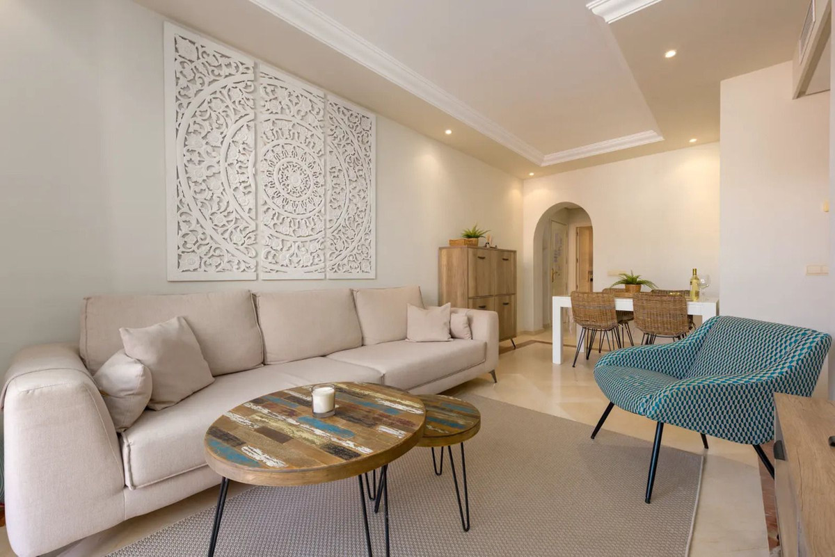 2 Bed, 2 Bath, ApartmentFor Sale, Elviria, Malaga