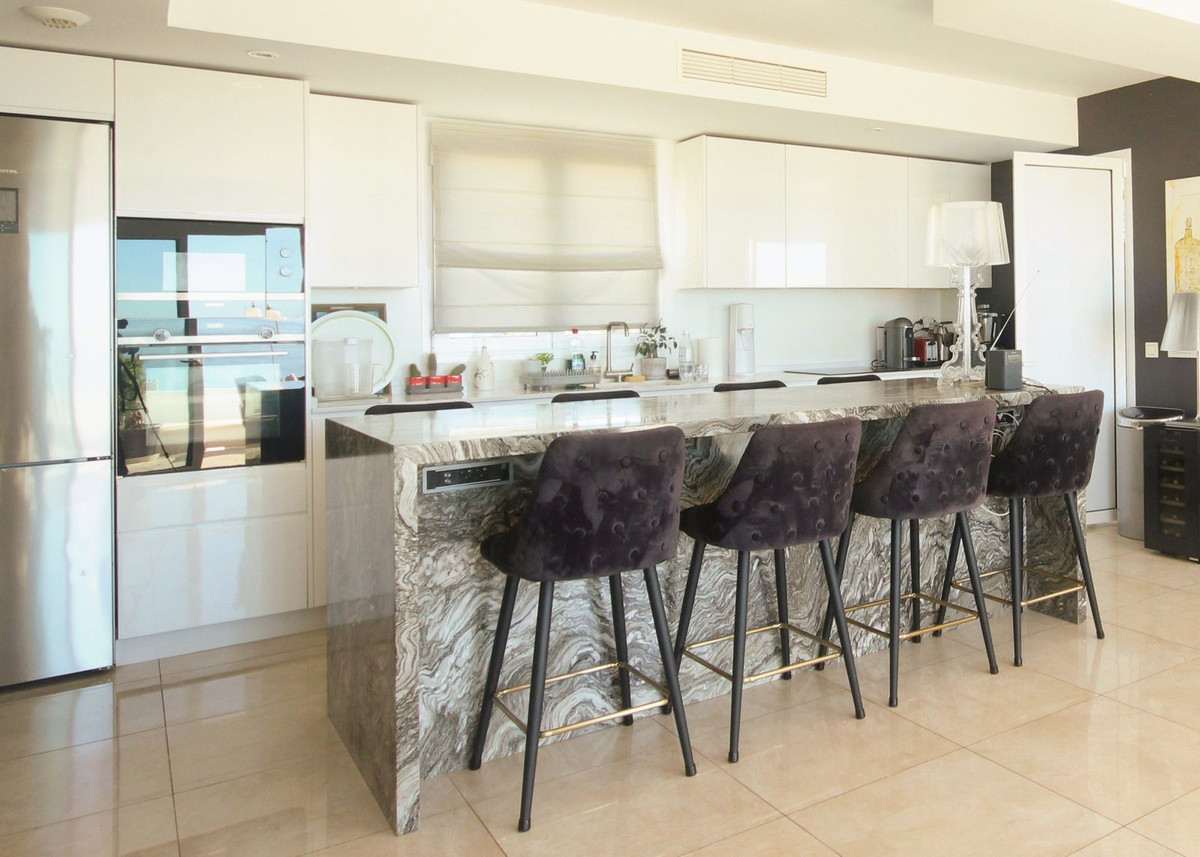 2 Bed, 2 Bath, ApartmentFor Sale, Los Monteros, Malaga