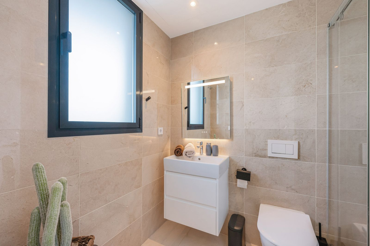 4 Bed, 3 Bath, HouseFor Sale, La Cala de Mijas, Malaga