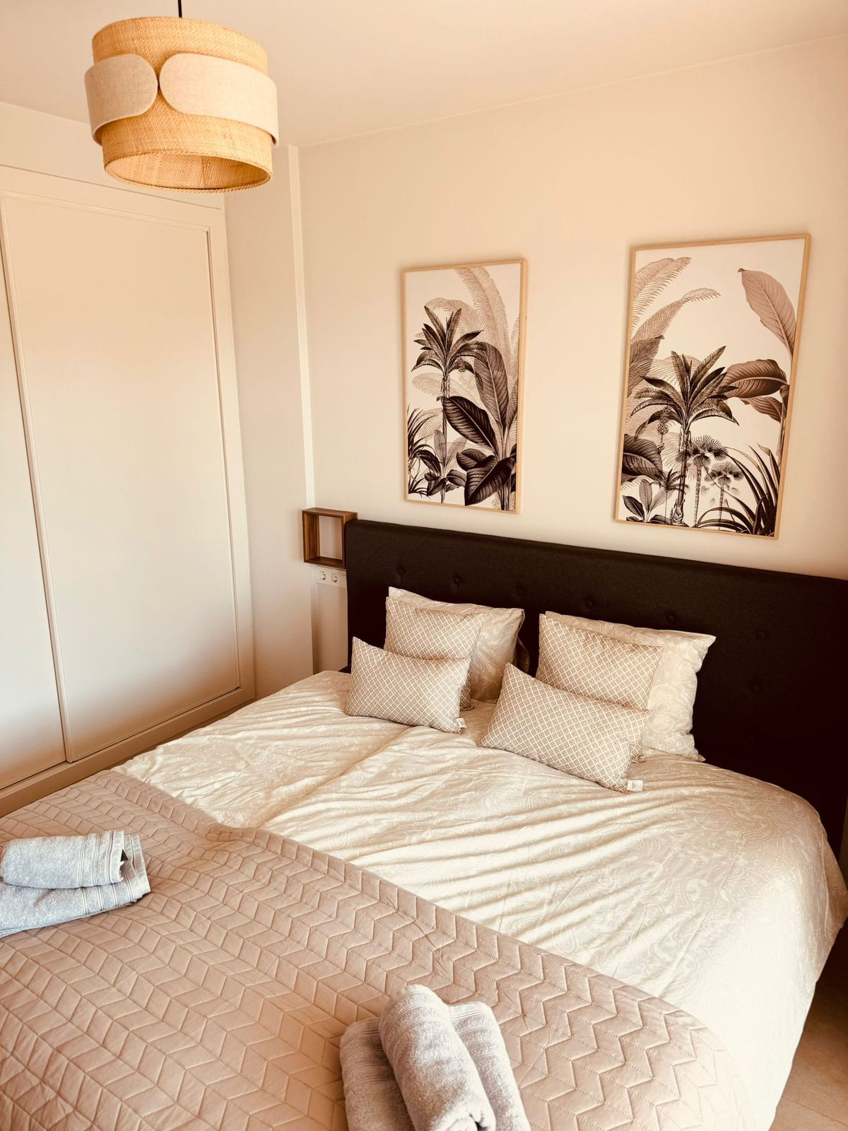 2 Bed, 2 Bath, ApartmentFor Sale, Los Monteros, Malaga