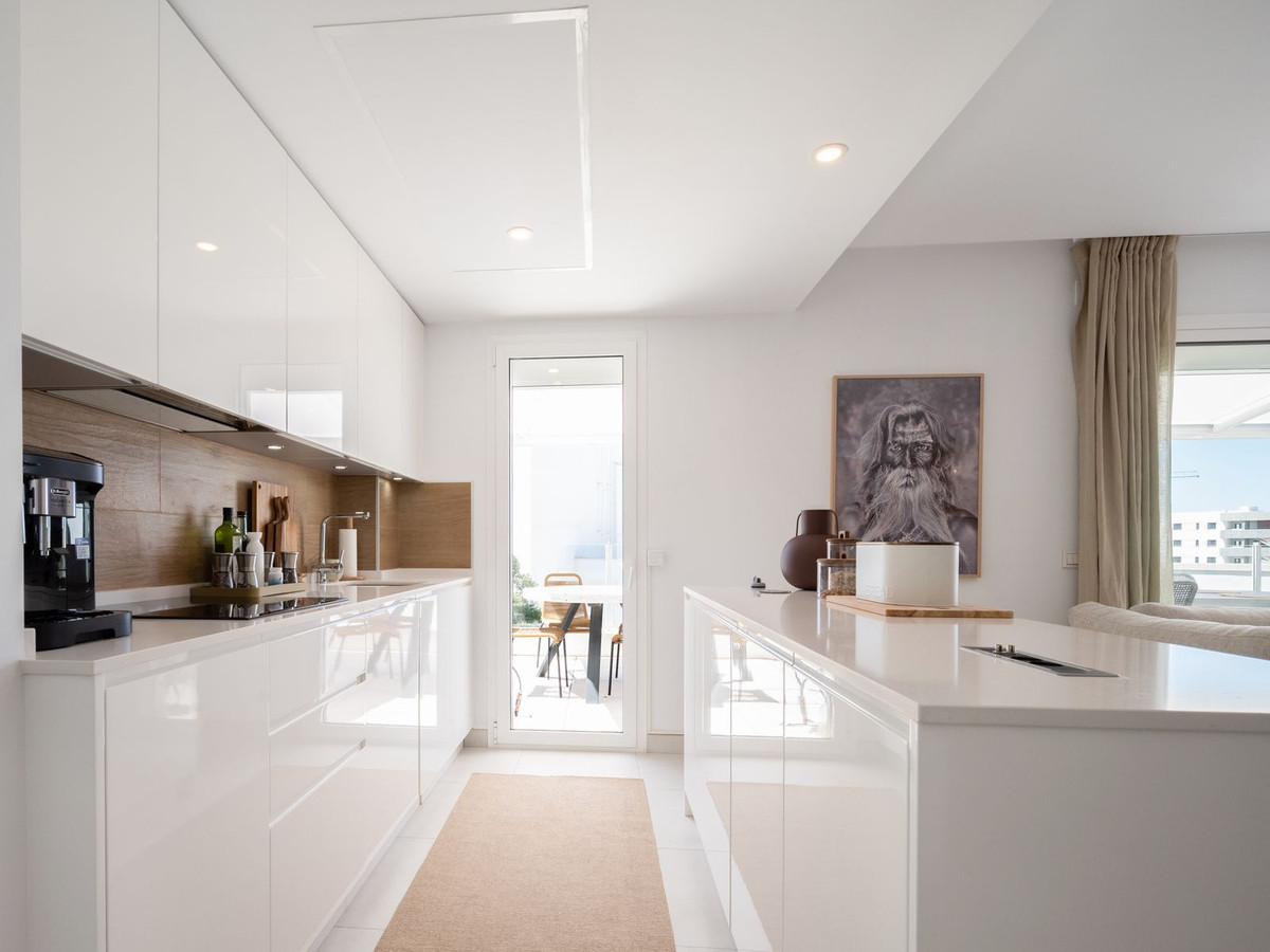 3 Bed, 3 Bath, ApartmentFor Sale, Los Monteros, Malaga