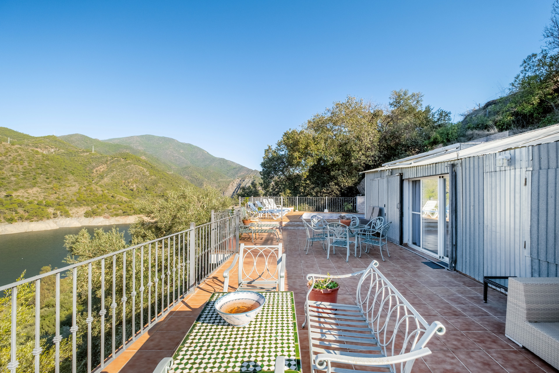 3 Bed, 2 Bath, HouseFor Sale, Istán, Malaga