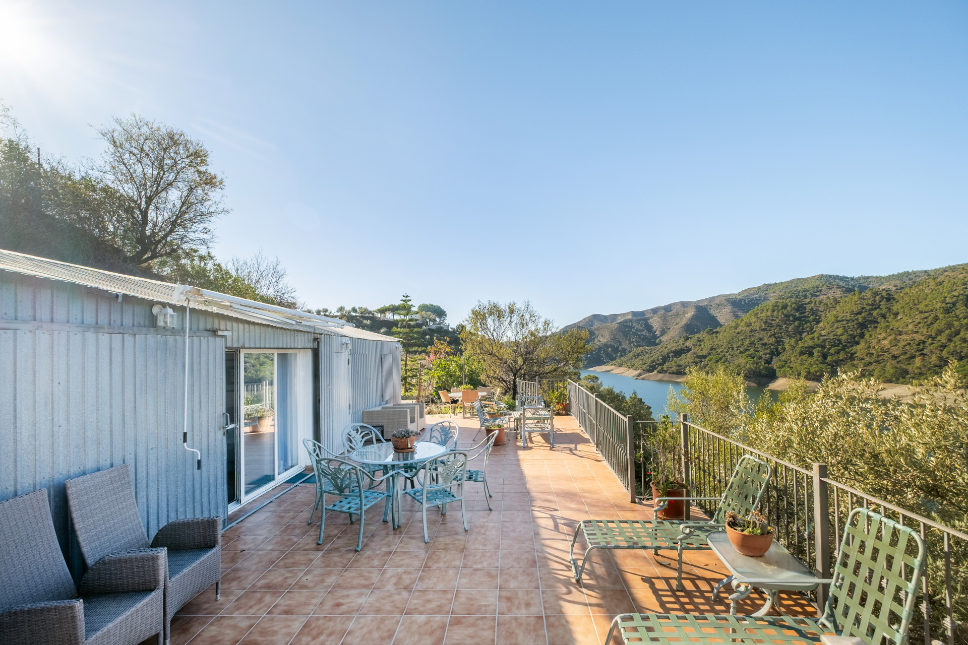 3 Bed, 2 Bath, HouseFor Sale, Istán, Malaga