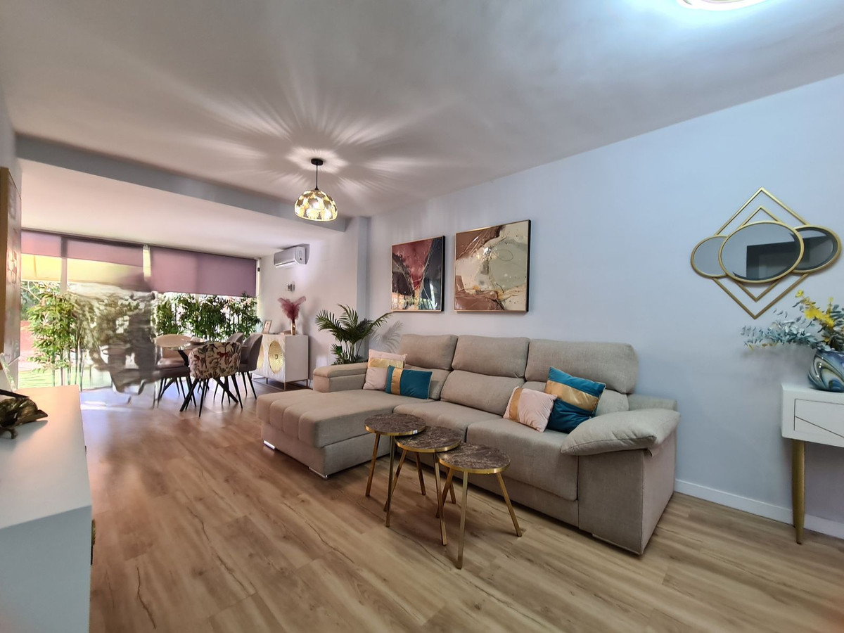 2 Bed, 1 Bath, ApartmentFor Sale, Calahonda, Malaga