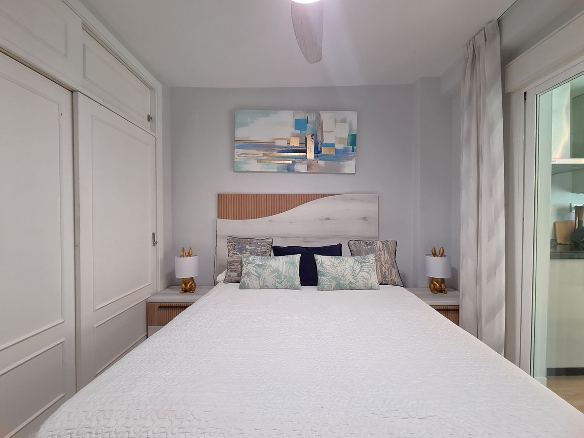 2 Bed, 1 Bath, ApartmentFor Sale, Calahonda, Malaga