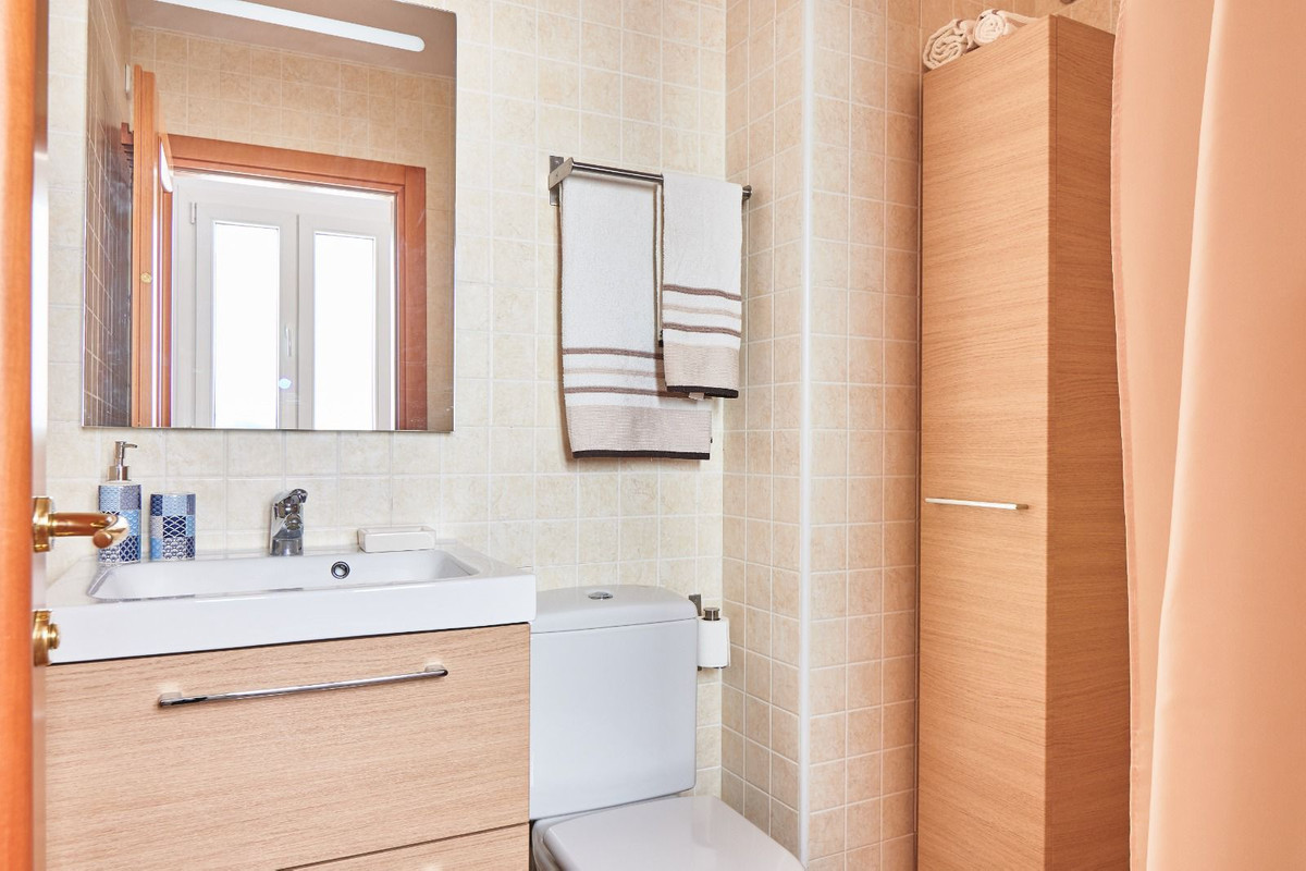 2 Bed, 2 Bath, ApartmentFor Sale, Manilva, Malaga