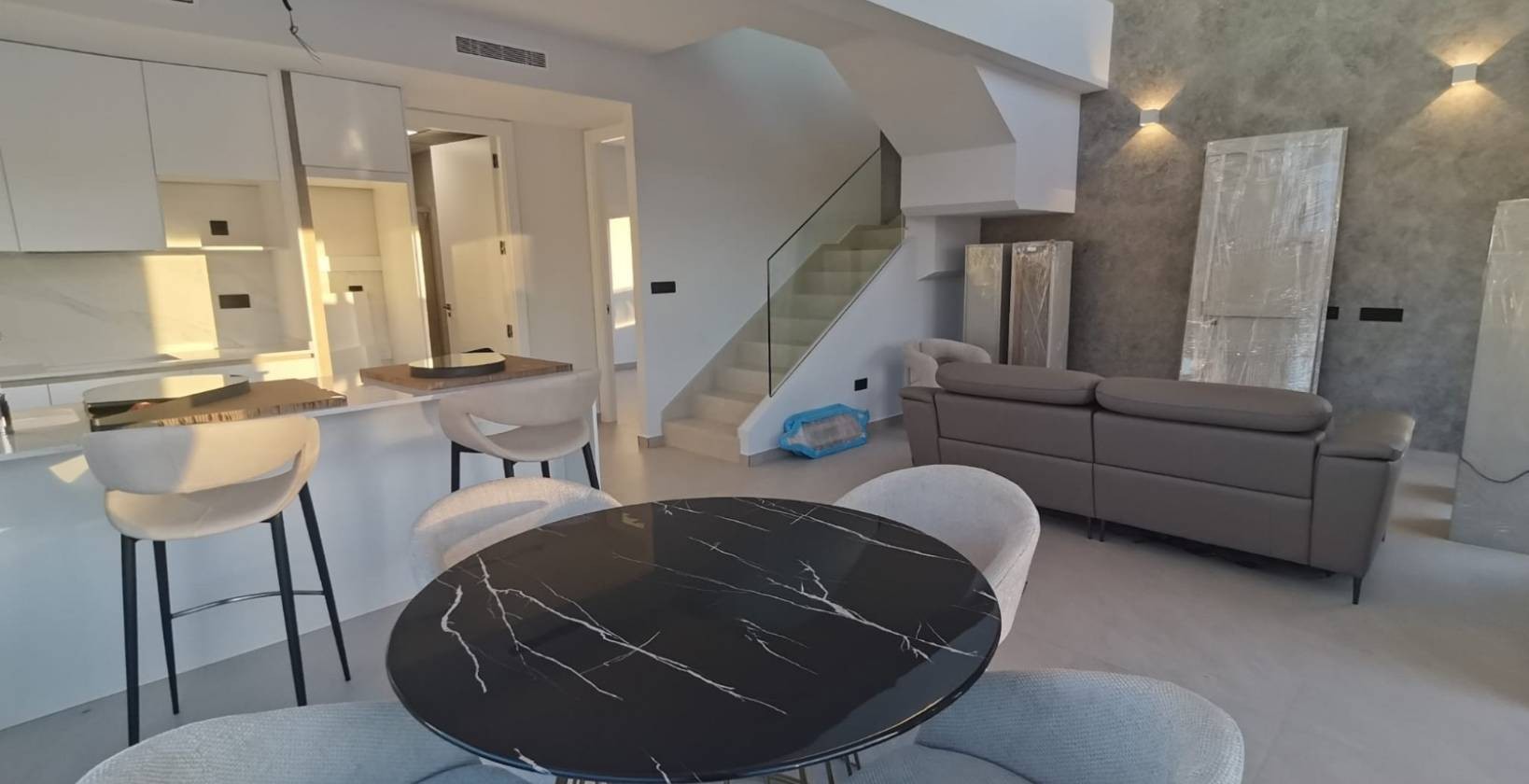 5 Bed, 4 Bath, HouseFor Sale, Los Montesinos, Alicante