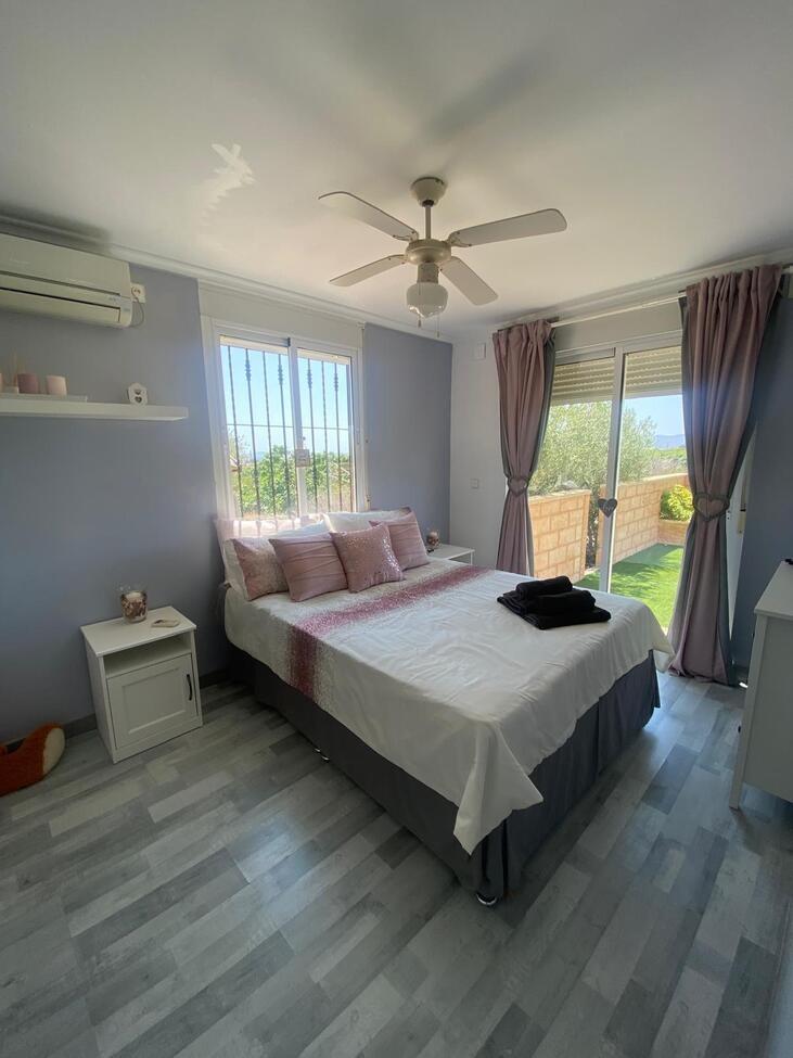 5 Bed, 4 Bath, HouseFor Sale, Albatera, Alicante