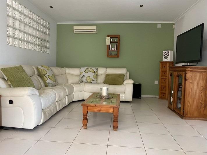 5 Bed, 4 Bath, HouseFor Sale, Albatera, Alicante