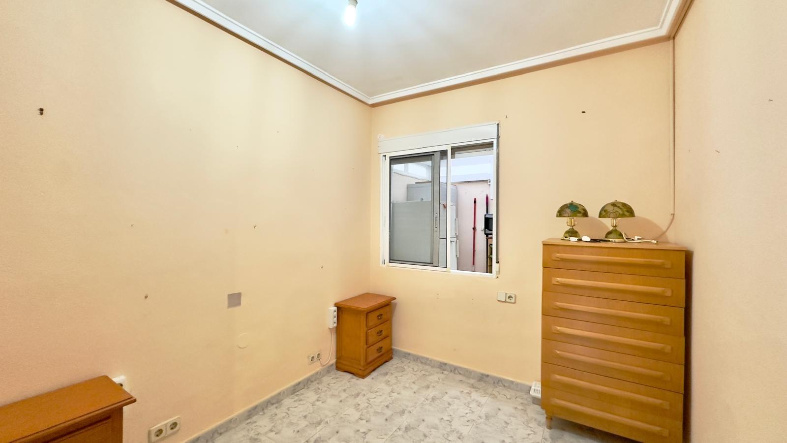 2 Bed, 1 Bath, ApartmentFor Sale, Torrevieja, Alicante