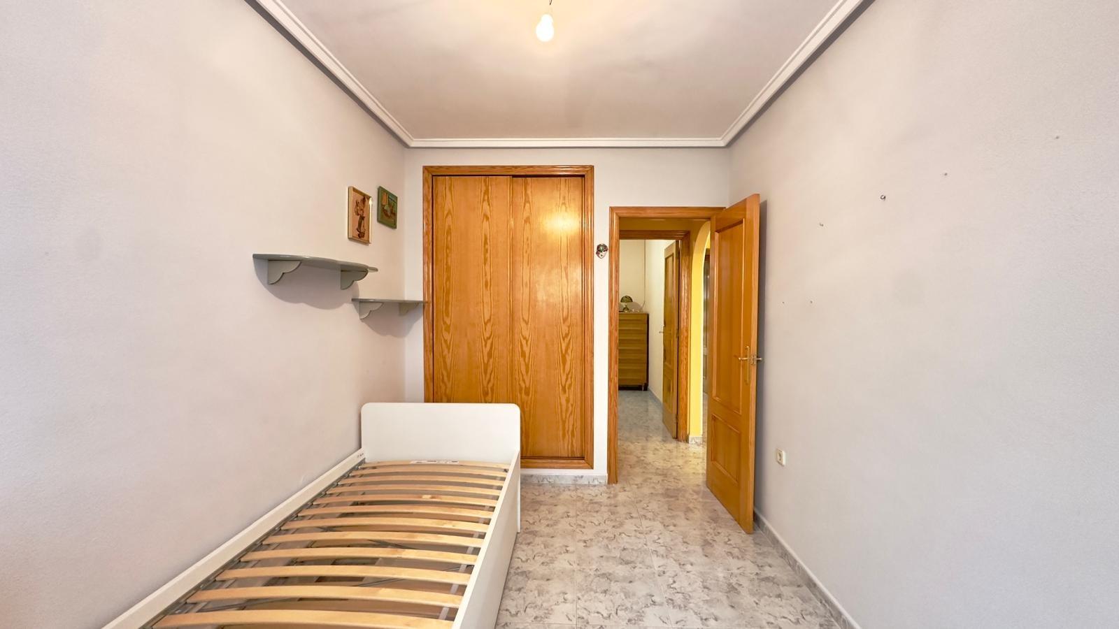 2 Bed, 1 Bath, ApartmentFor Sale, Torrevieja, Alicante