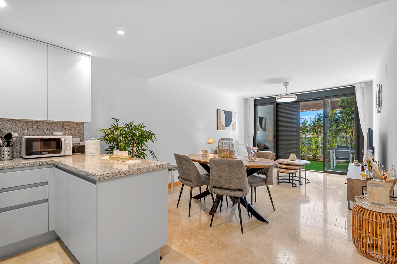 2 Bed, 1 Bath, ApartmentFor Sale, Campoamor, Alicante