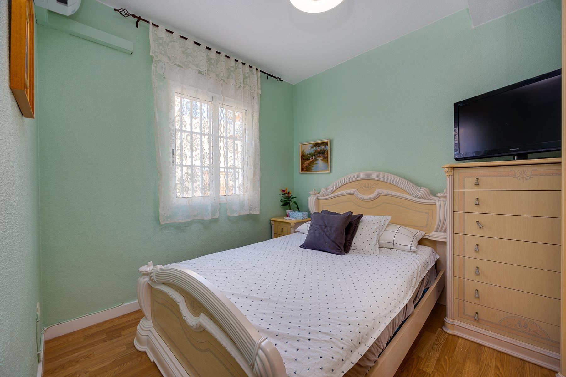 3 Bed, 2 Bath, HouseFor Sale, Torrevieja, Alicante