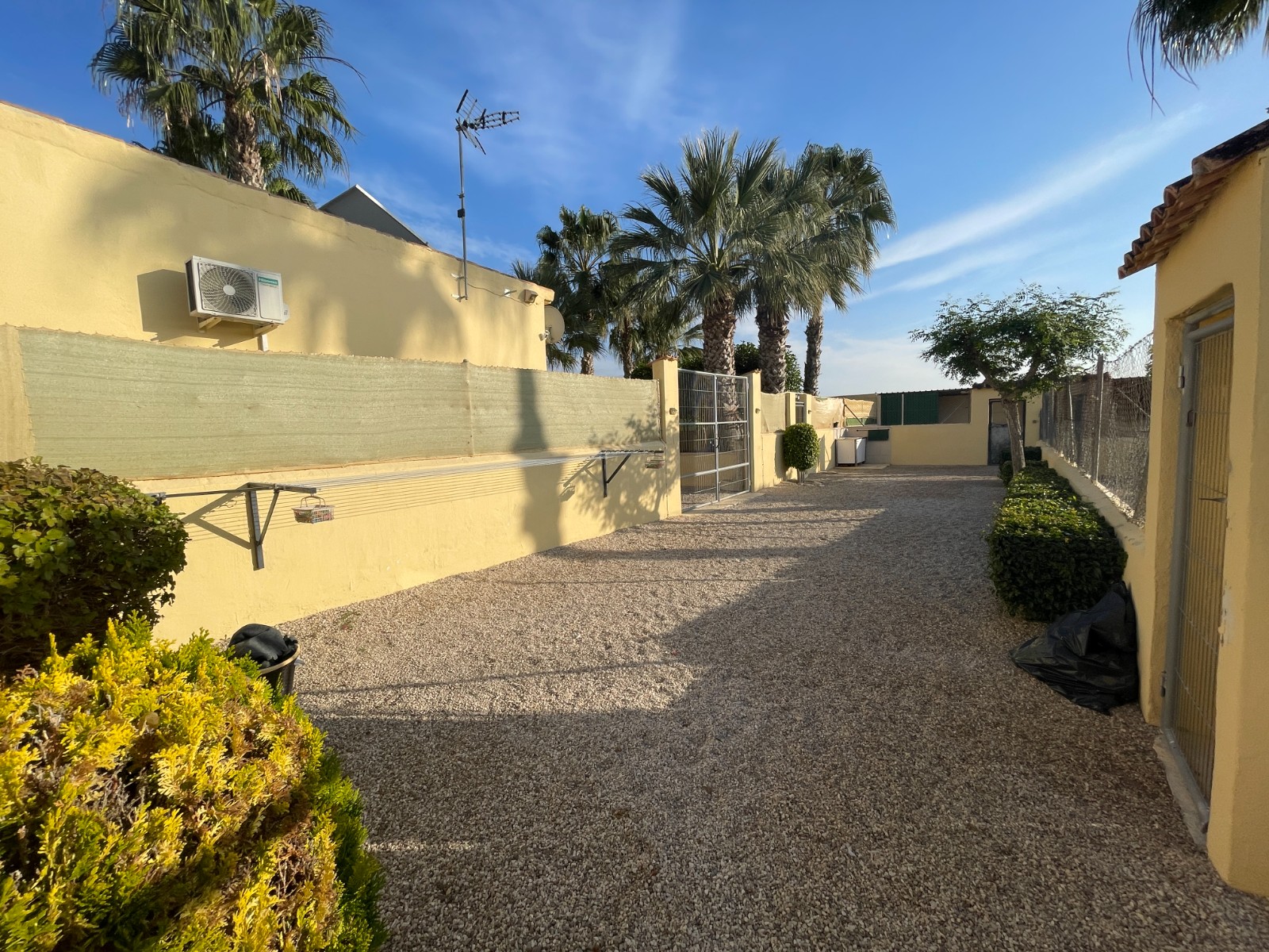 1 Bed, 2 Bath, HouseFor Sale, Elche, Alicante