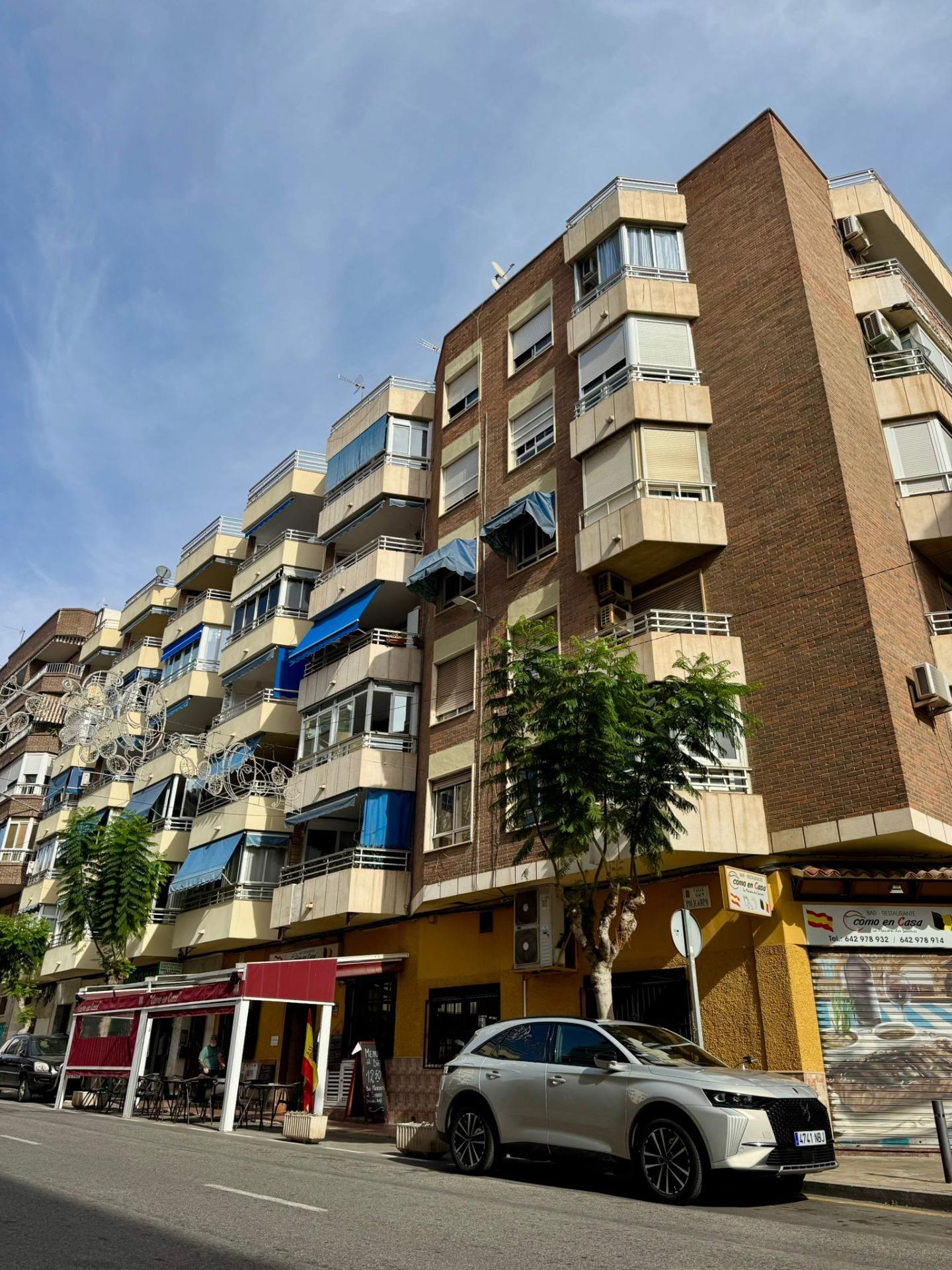 3 Bed, 1 Bath, ApartmentFor Sale, Torrevieja, Alicante