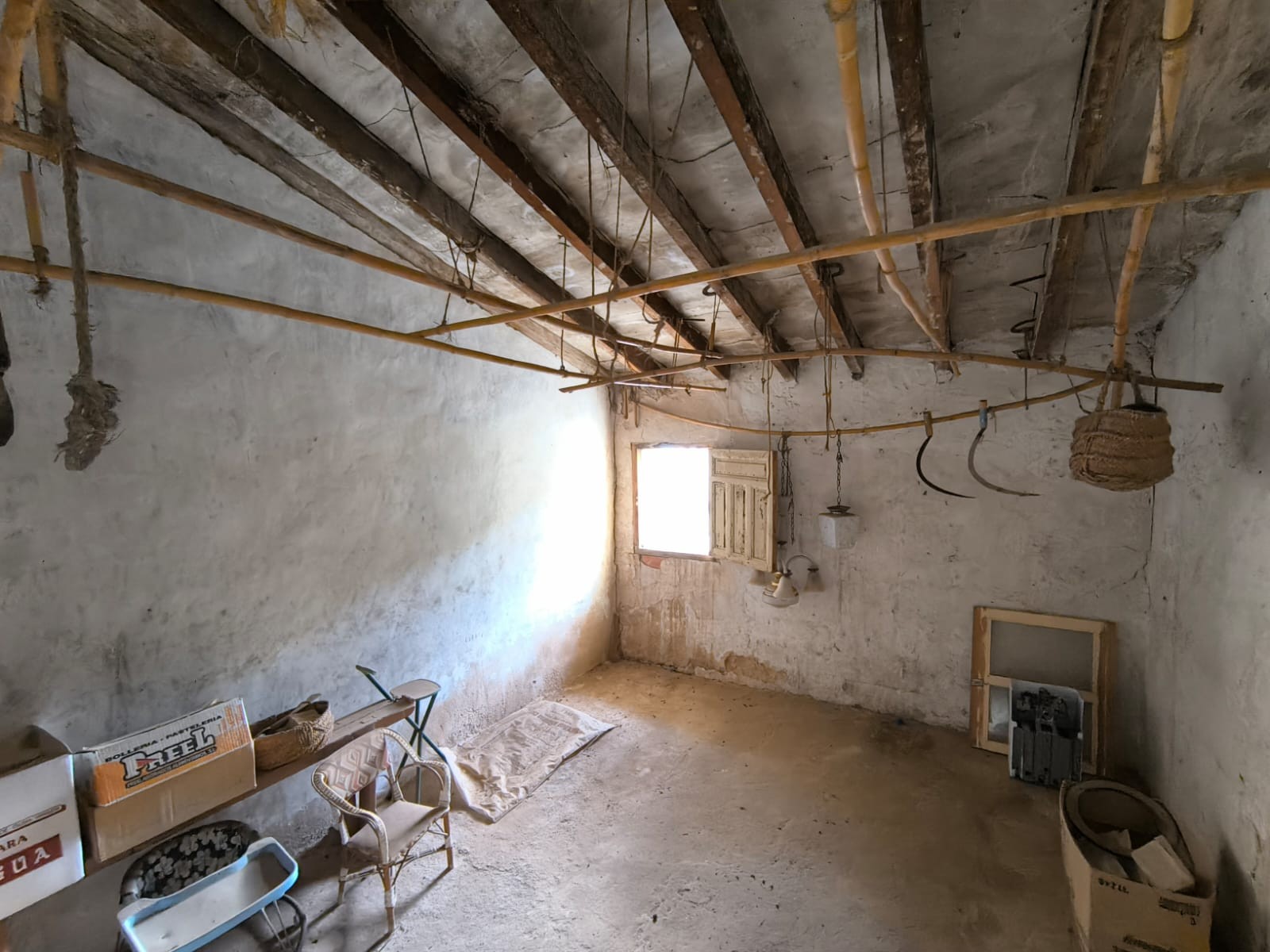 5 Bed, 1 Bath, HouseFor Sale, Yecla, Murcia