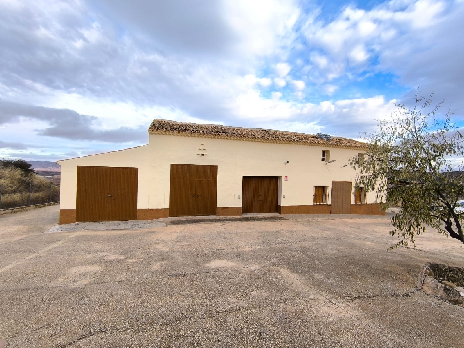 5 Bed, 1 Bath, HouseFor Sale, Yecla, Murcia